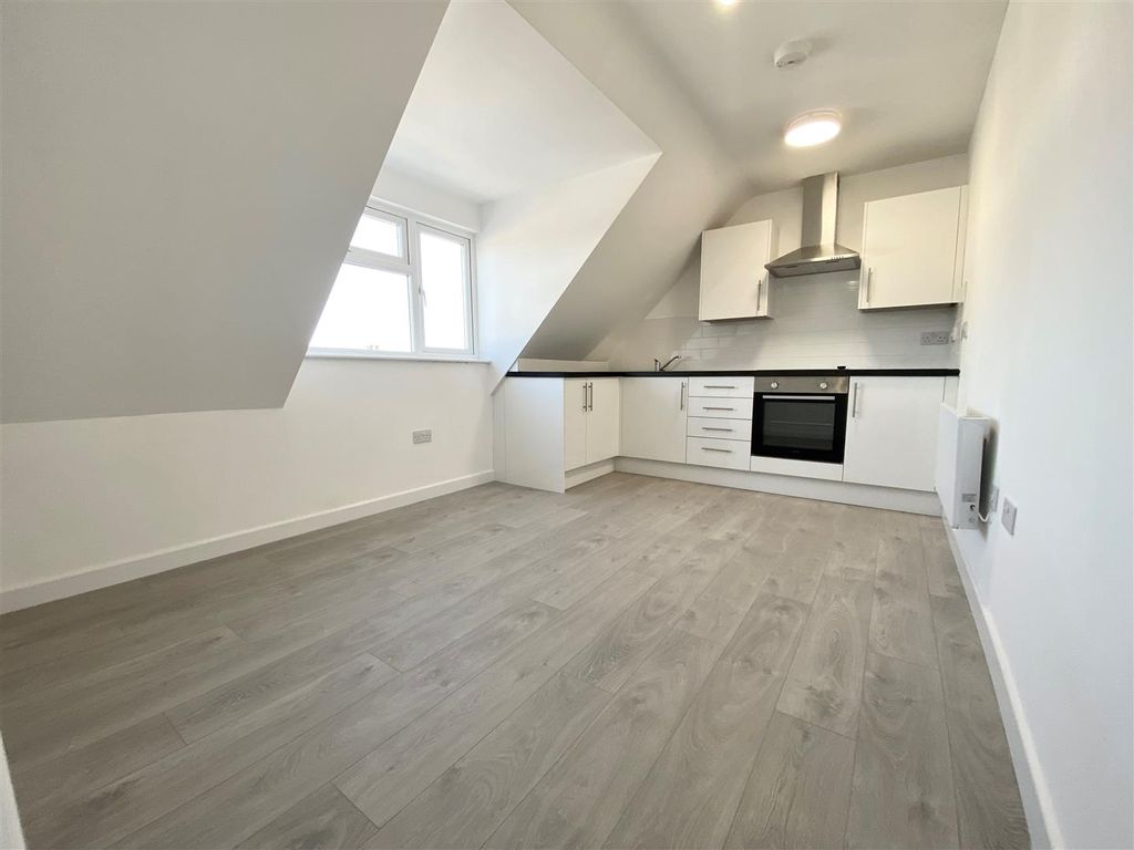 Property photo 1 of 5 Kitchen