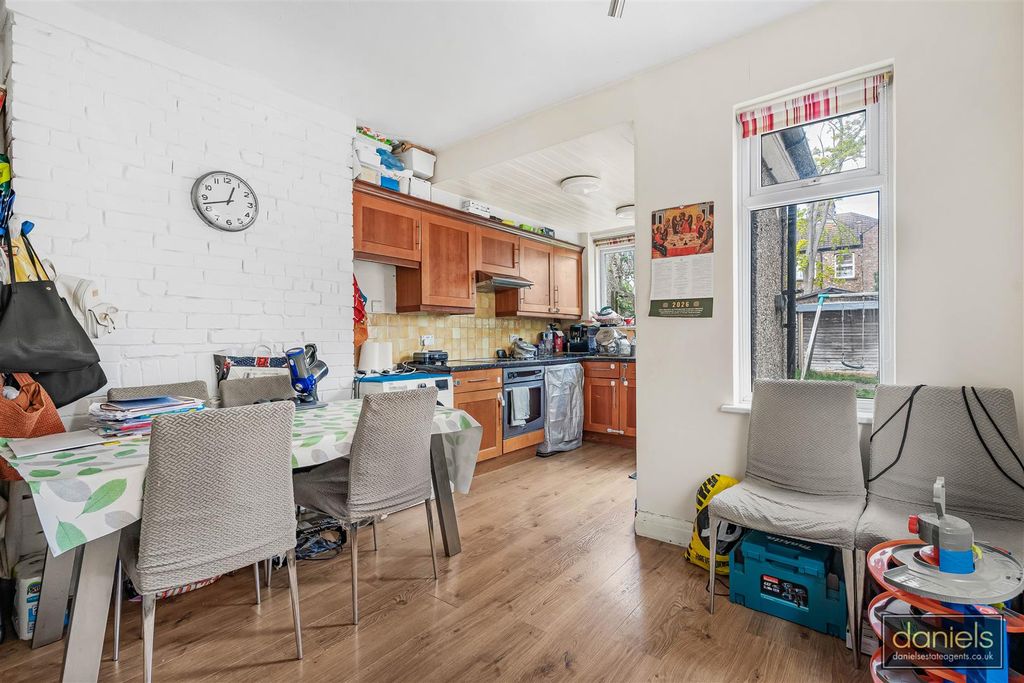 Property photo 3 of 11 6_80939_Watermarked.Jpg