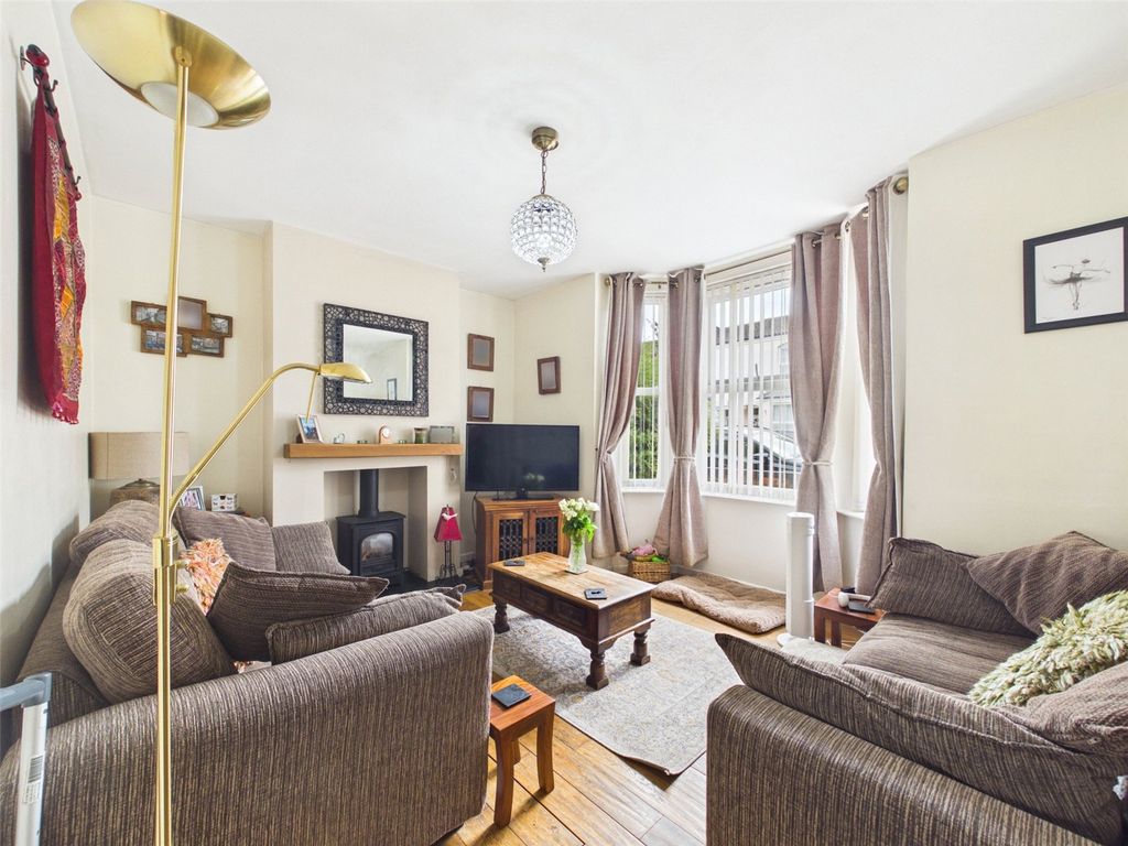 Property photo 2 of 17 Picture No. 02