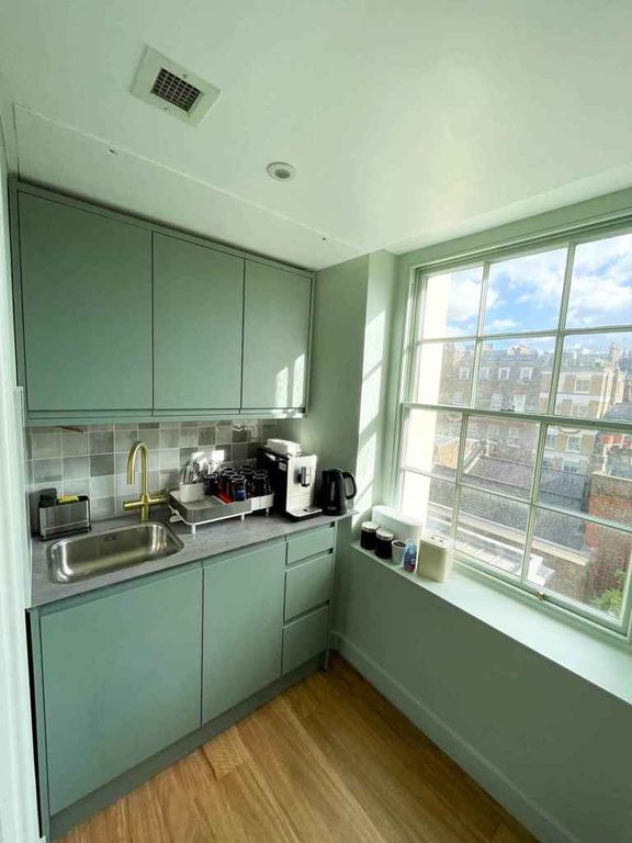 Property photo 3 of 9 Photo 10