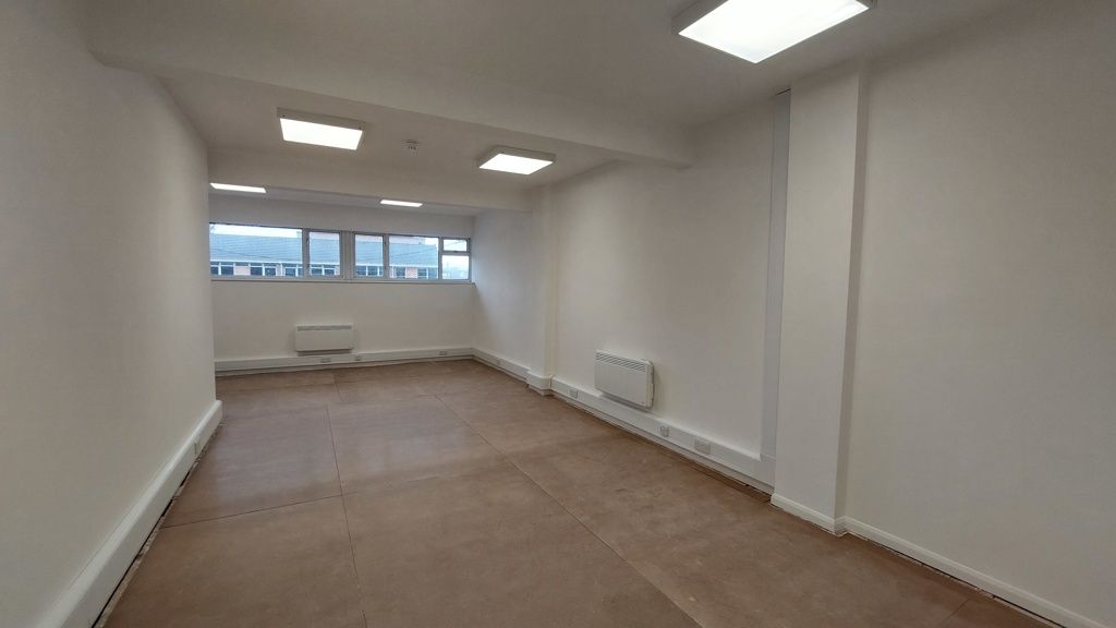 Property photo 2 of 8 Photo 2