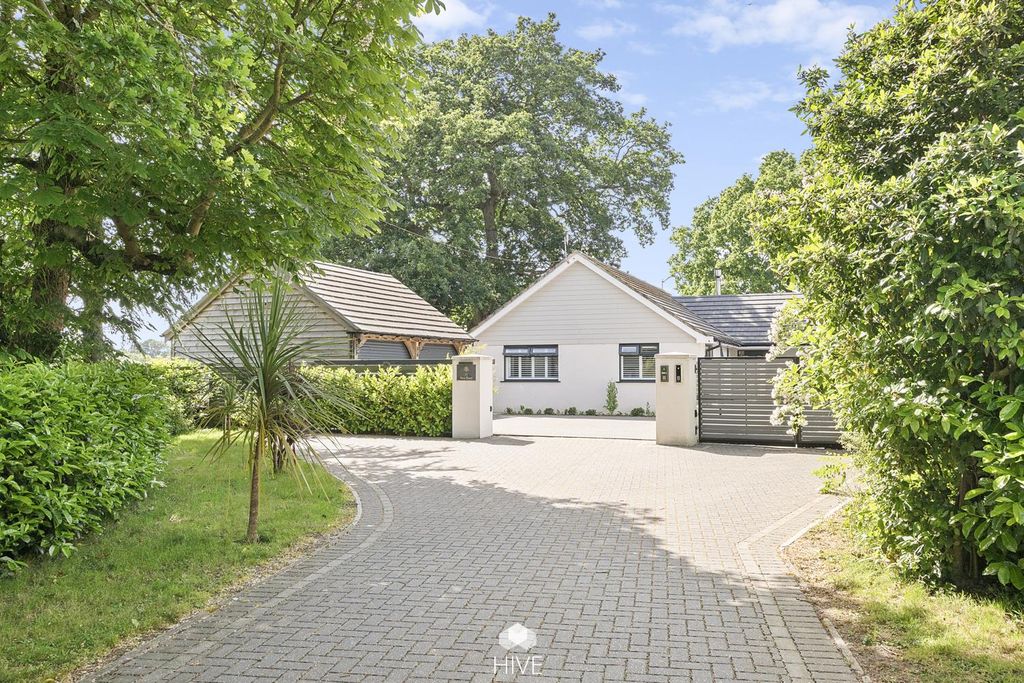 Property photo 1 of 25