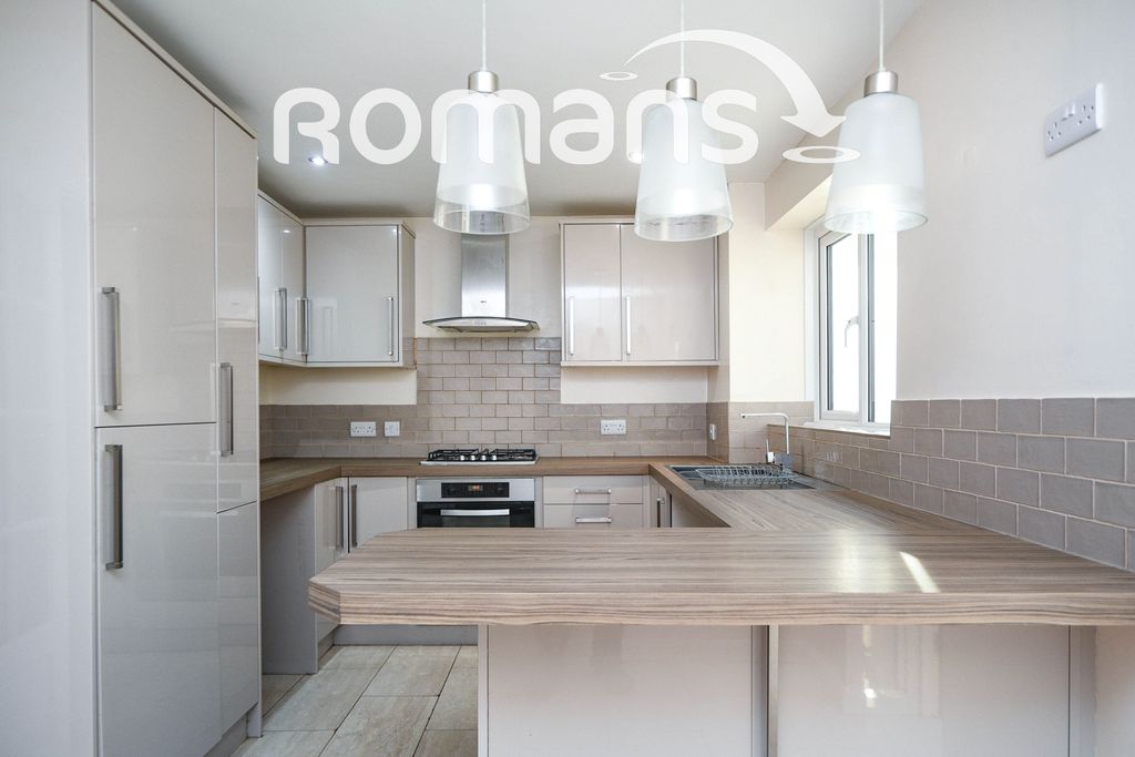 Property photo 2 of 10 2