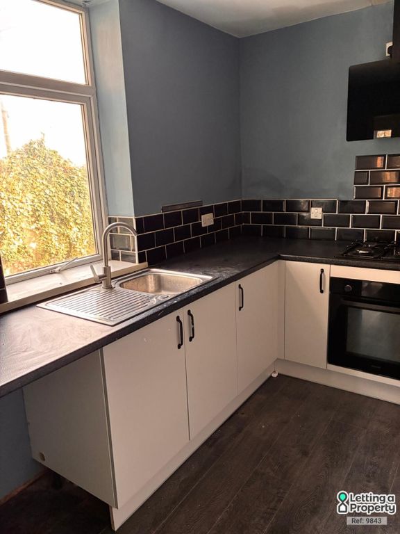 Property photo 3 of 27