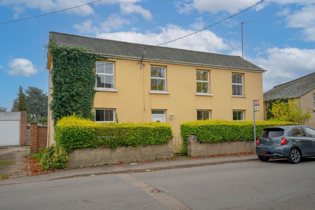 Property photo 1 of 19