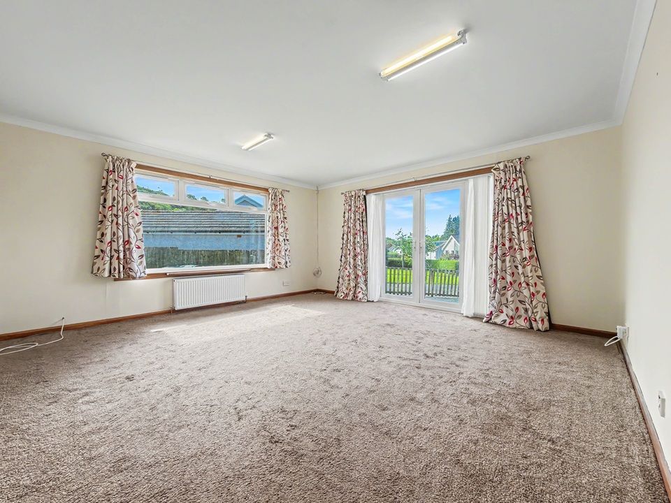 Property photo 2 of 24