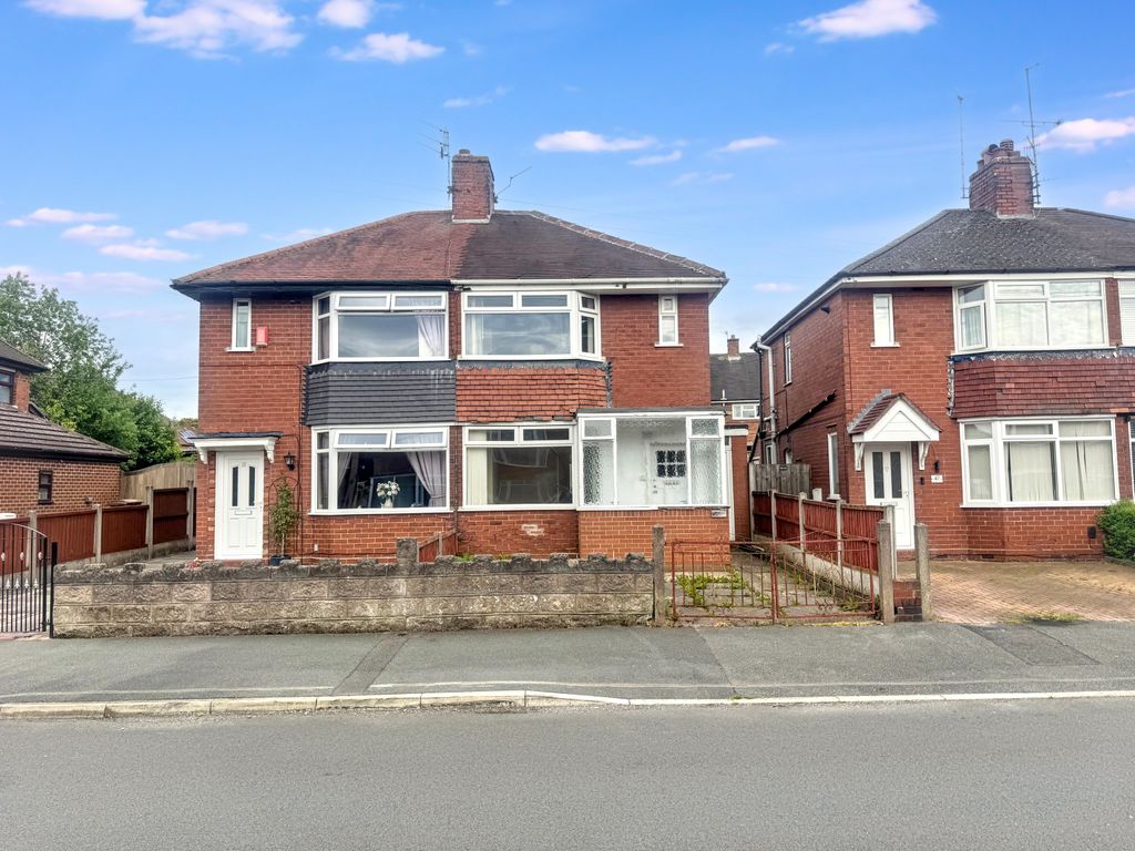 Property photo 2 of 11