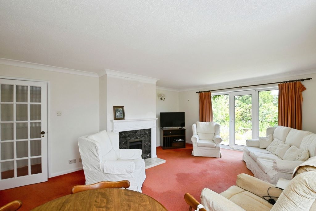 Property photo 3 of 11 Pbox-Img.Jpg