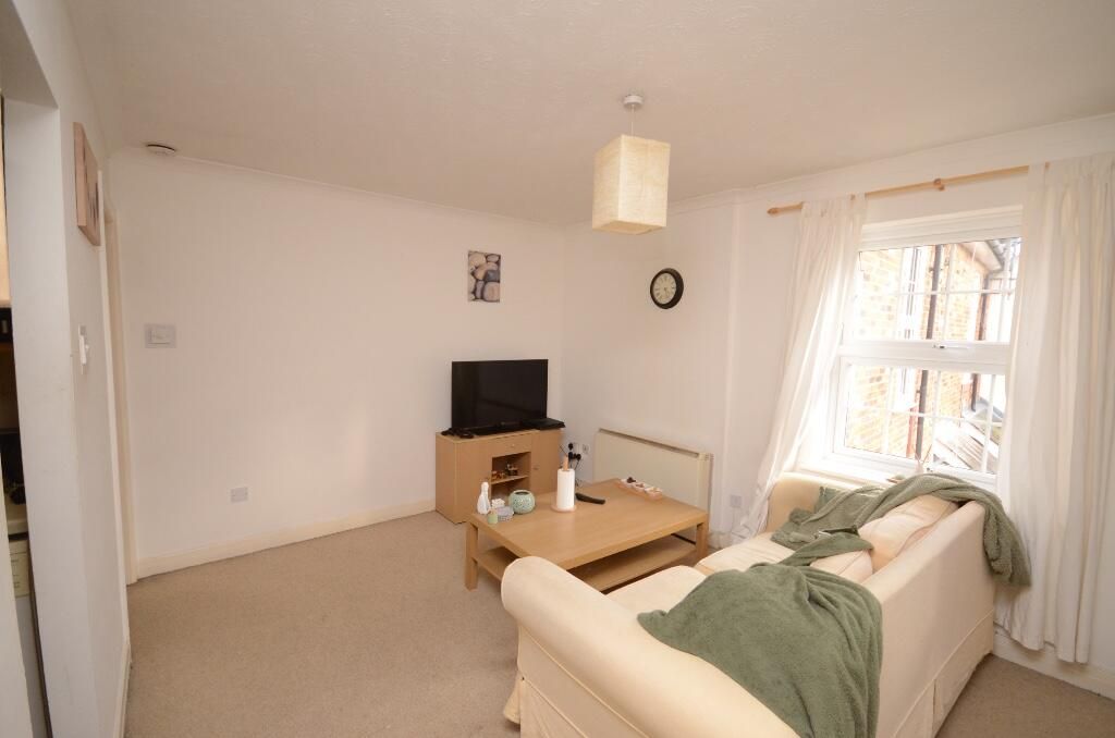 Property photo 2 of 7