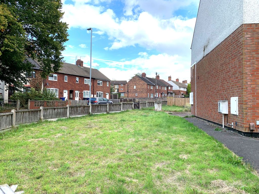 Property photo 2 of 9 20 Alb2