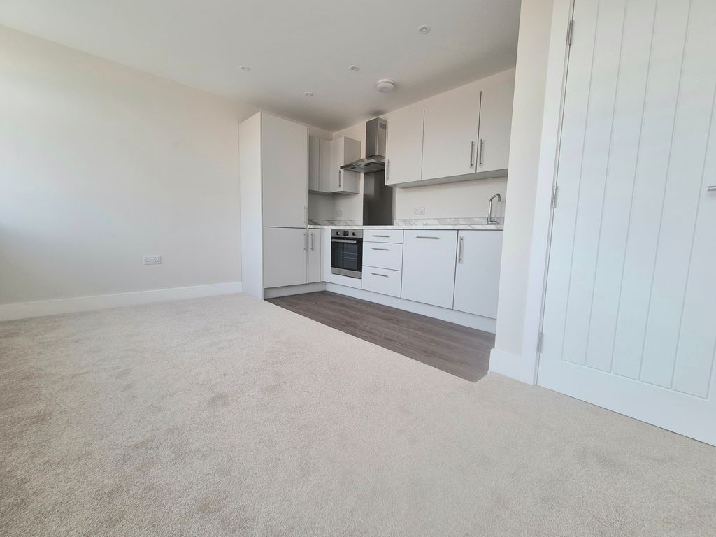 Property photo 2 of 7 Image