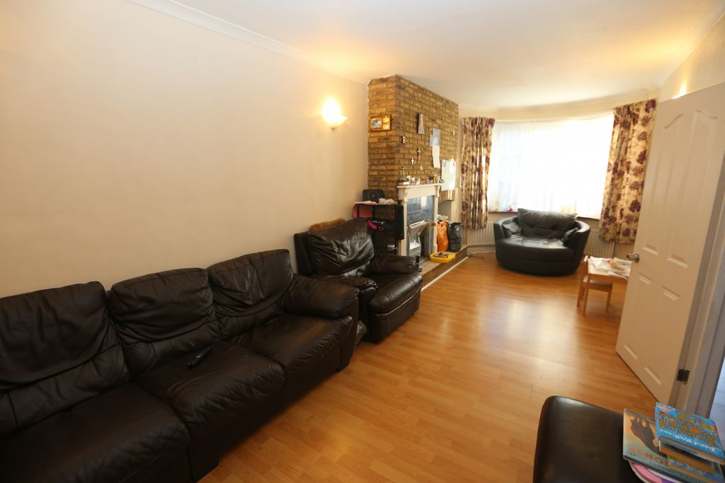 Property photo 1 of 10 Three Bedroom Extended House