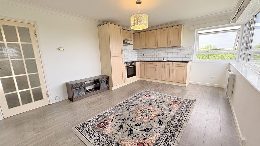 Property photo 3 of 11 Open Plan Living/Kitchen