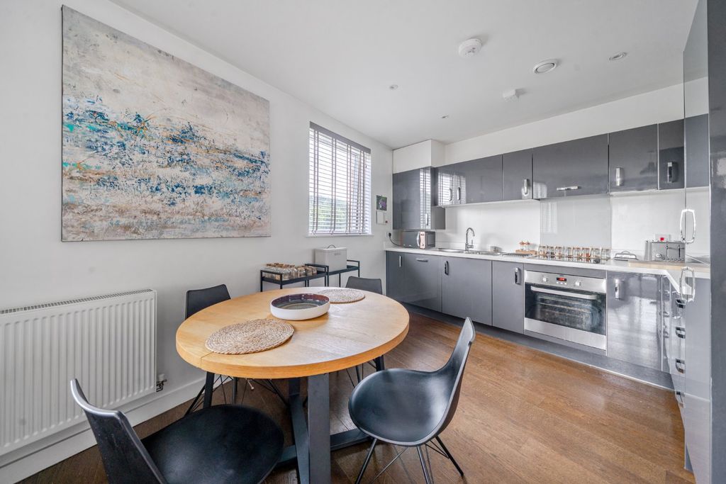 Property photo 1 of 17 Picture No. 13