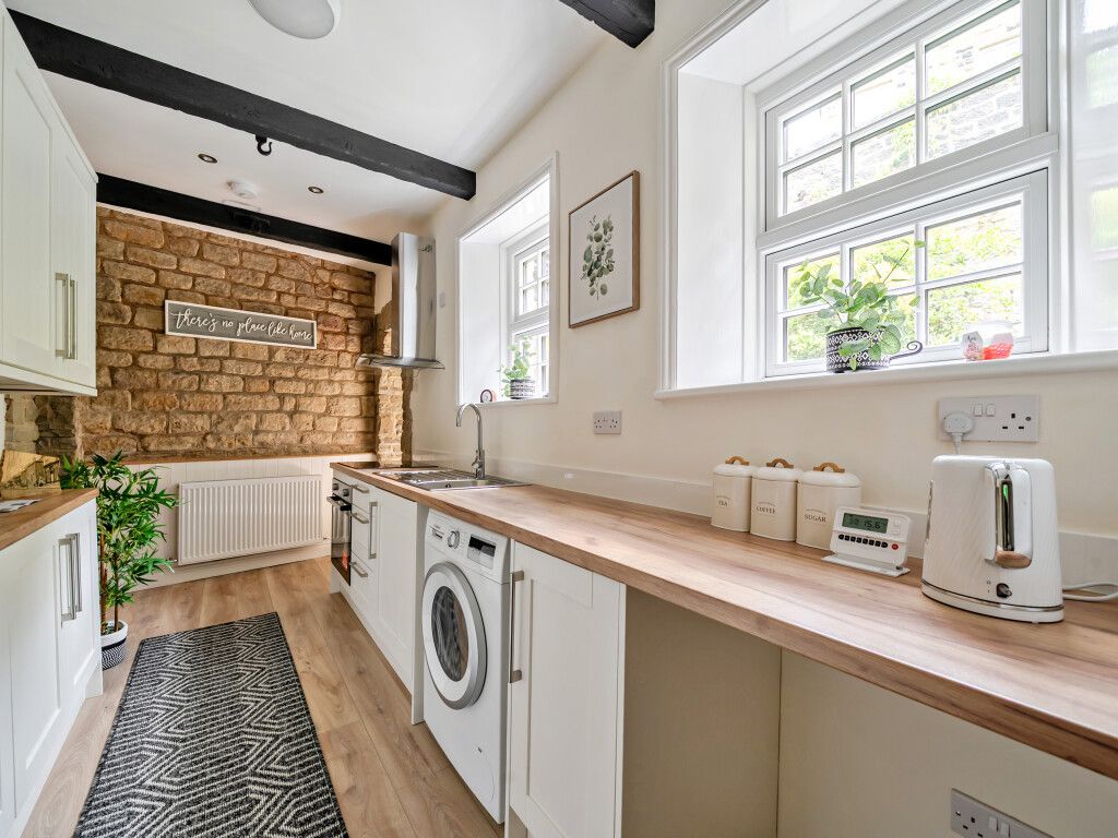 Property photo 3 of 21 1479160-16-6A2Fea...