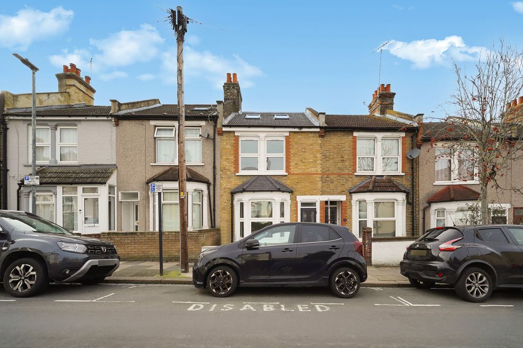 Property photo 1 of 21