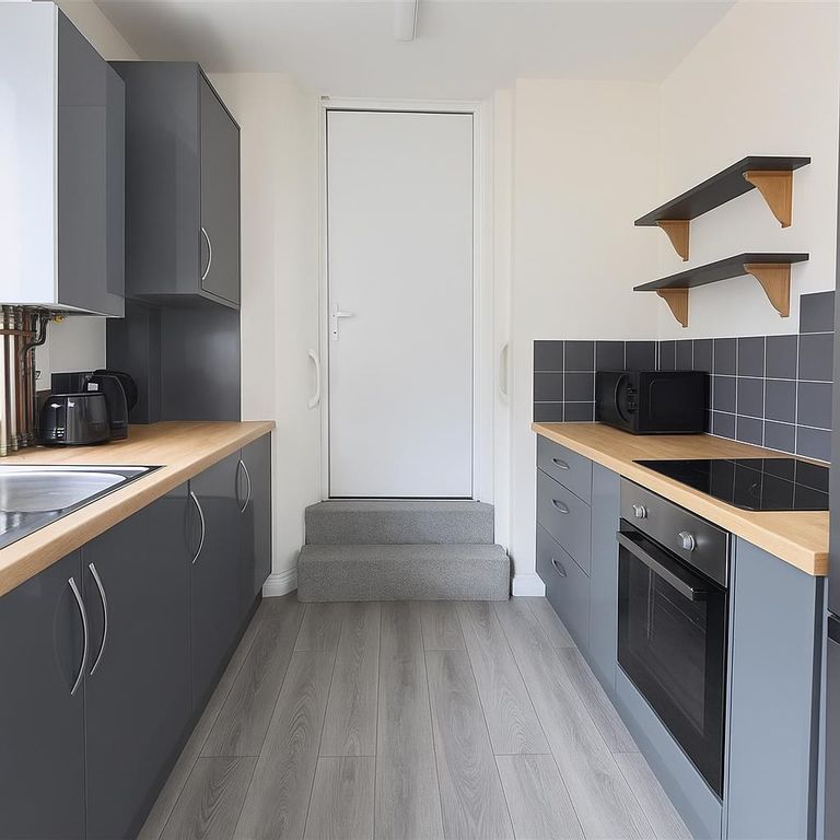 Property photo 1 of 12 7087Ec11-A16d-4Cfb-Bfc7-40Dbb0649586.Png