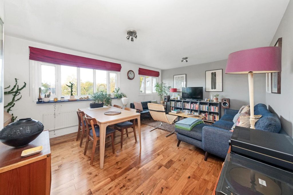 Property photo 2 of 8 Img_9891-1500x1000.Jpg