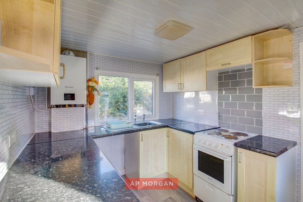 Property photo 3 of 7 Picture No. 07