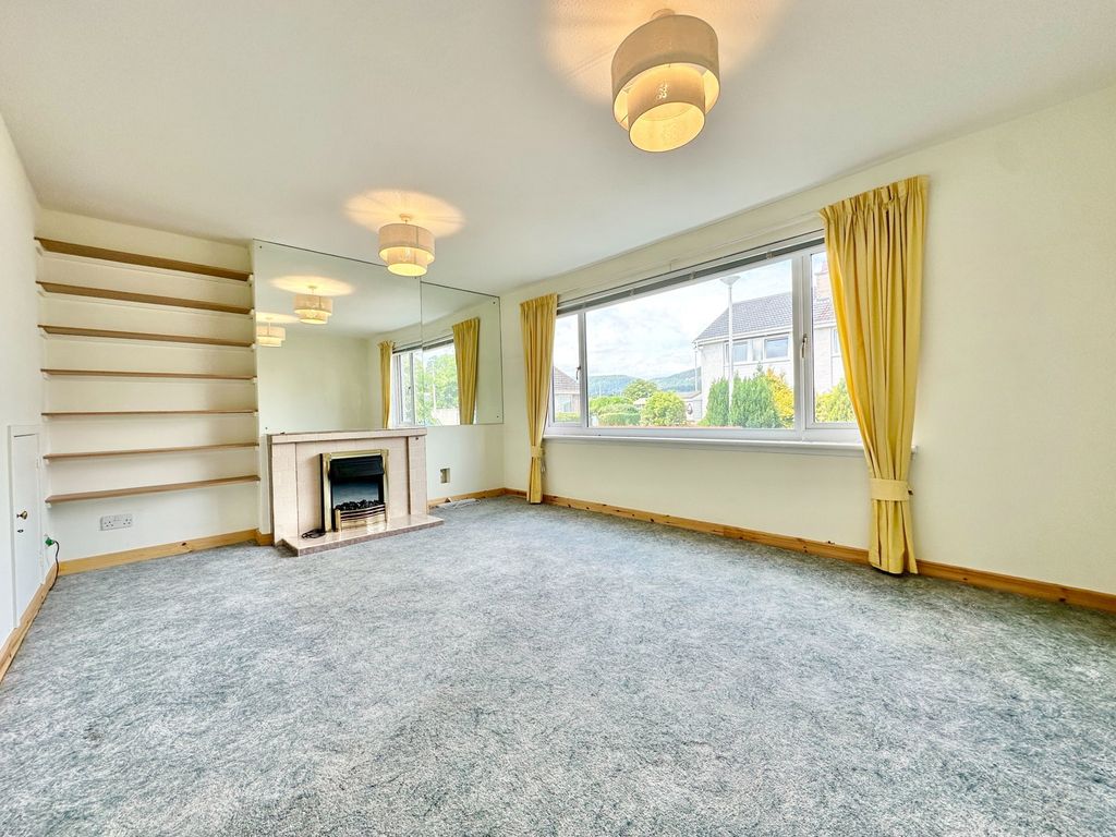 Property photo 3 of 26