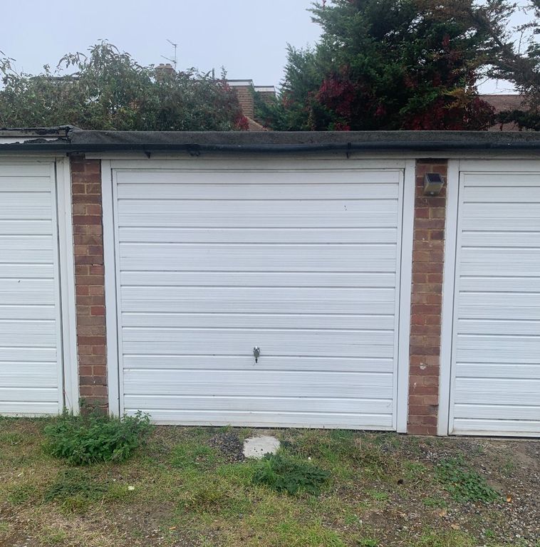 Property photo 3 of 11