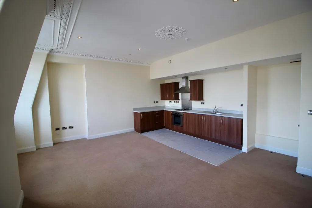 Apartment in Aberdeen City, City Centre - More