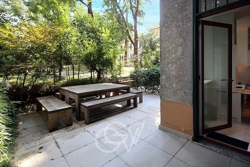 Property photo 1 of 31