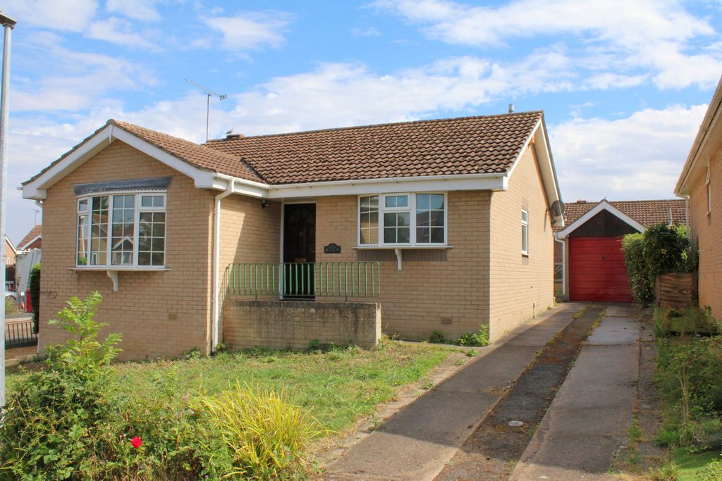 Property photo 1 of 12