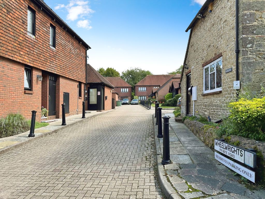 Property photo 2 of 11 Development View