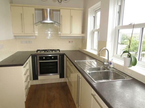 Property photo 3 of 13