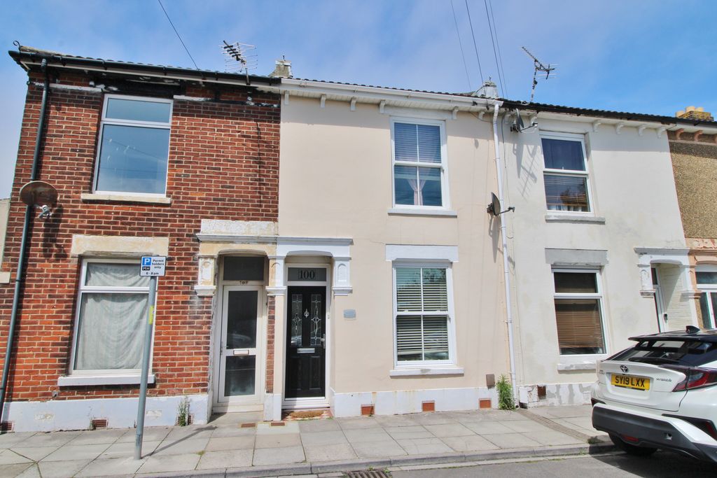 Property photo 1 of 20