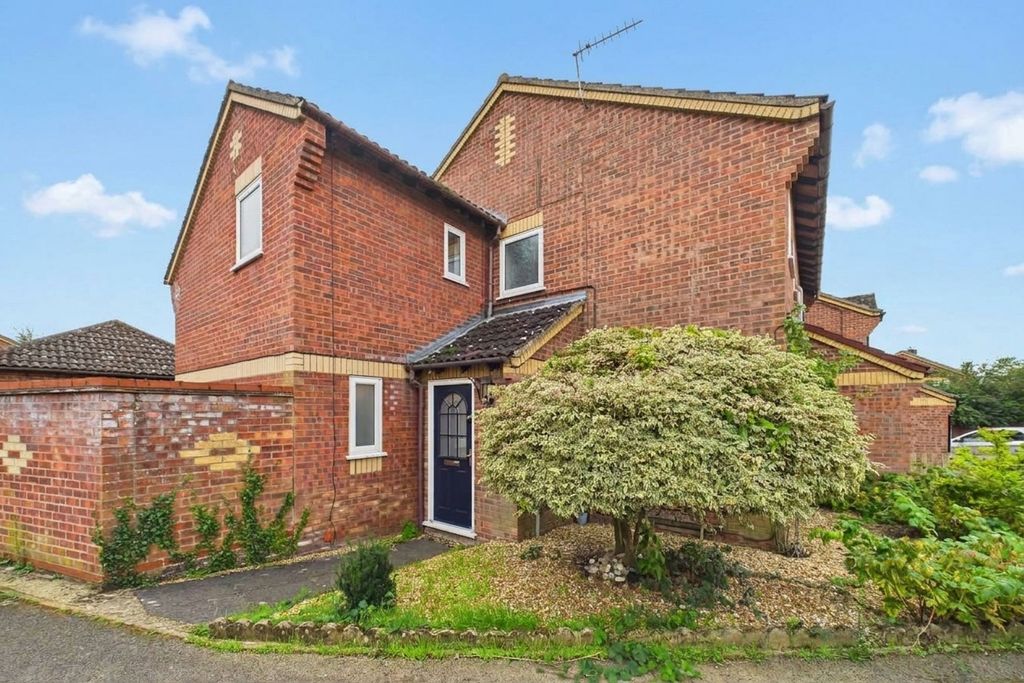 Property photo 1 of 19