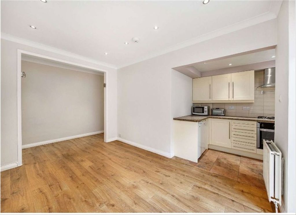 Property photo 2 of 5