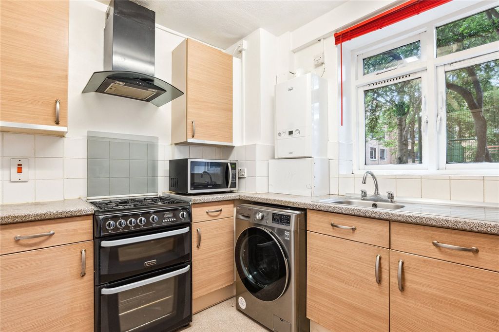 Property photo 3 of 9