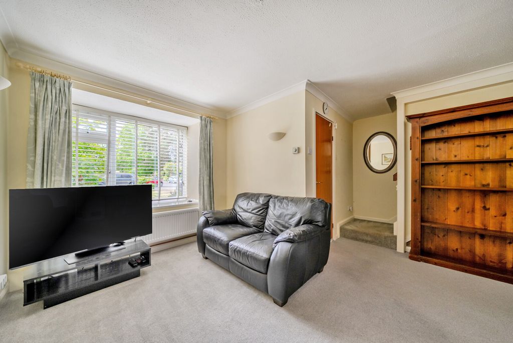 Property photo 2 of 19 1464910-8-6A06d7F...