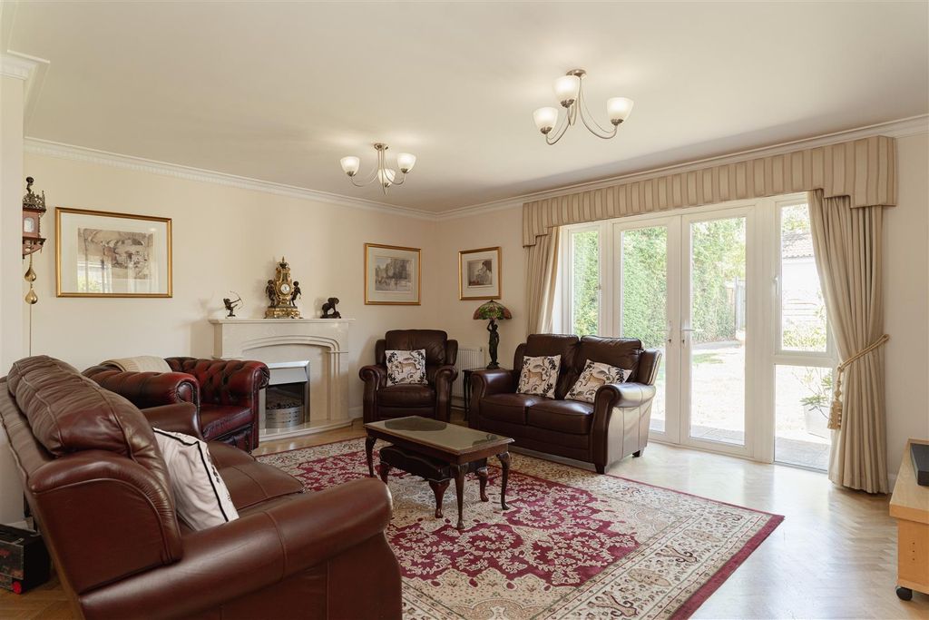 Property photo 2 of 22 8.Jpg