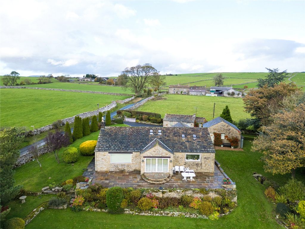 Property photo 2 of 29 Front Elevation