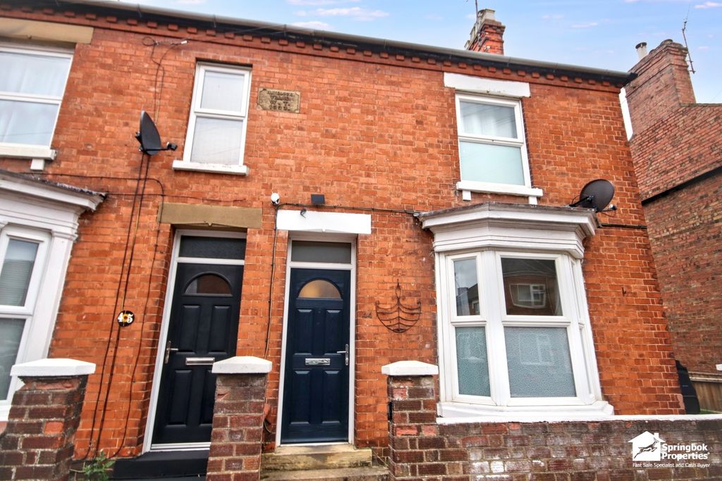 Property photo 1 of 16 Front View