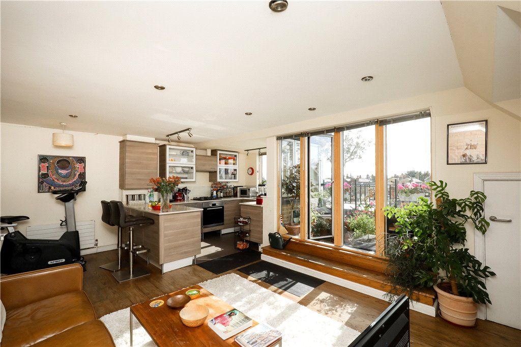 Property photo 3 of 10 Picture No. 14