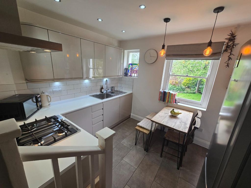 Property photo 3 of 12 20260417_153526.Jpg