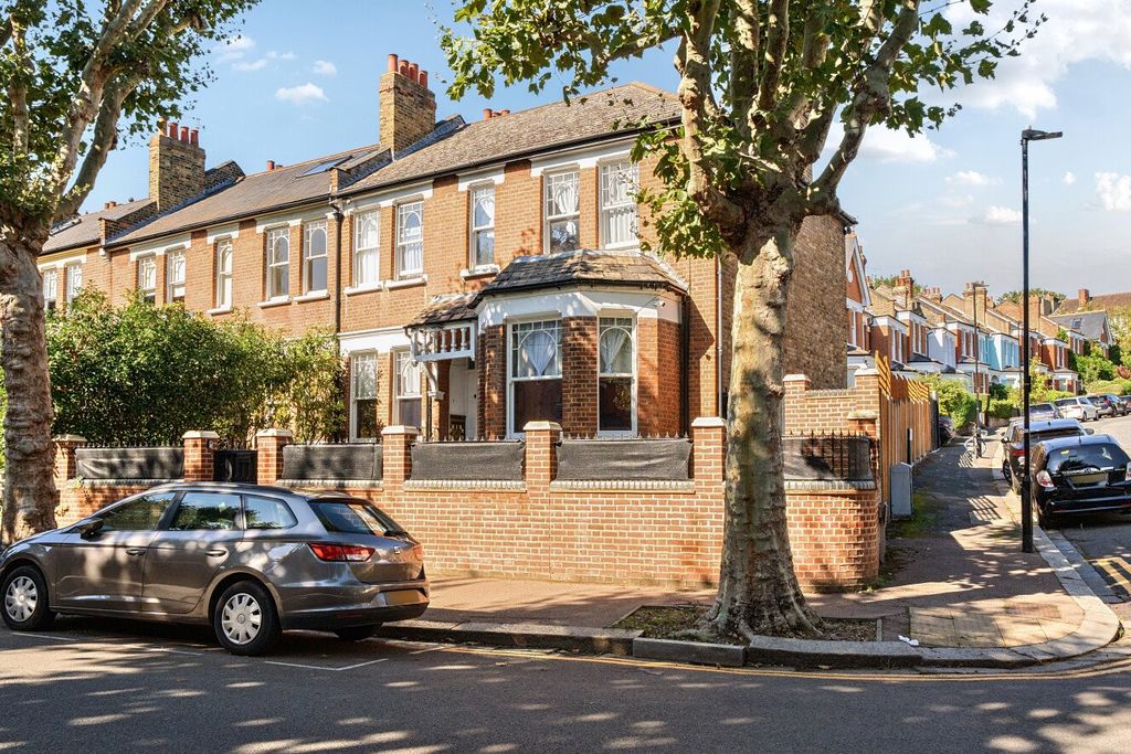 Property photo 1 of 20 Picture No. 08