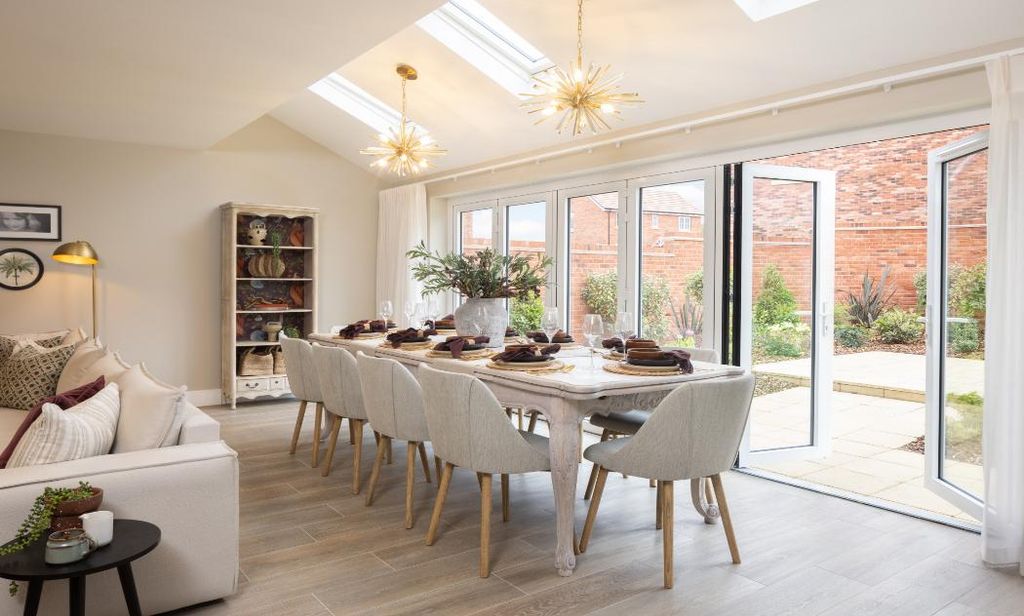 Property photo 3 of 8 Dandara - Zoopla -