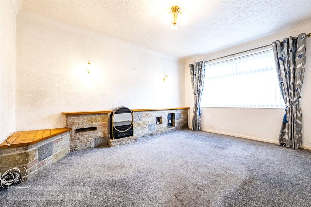 Property photo 2 of 23 Living Room