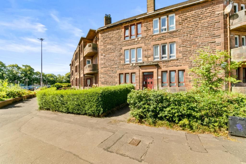 Property photo 1 of 31