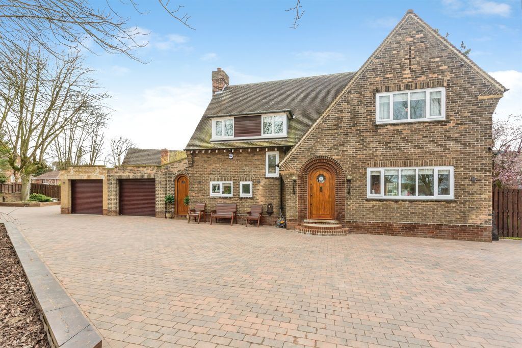 Property photo 1 of 20