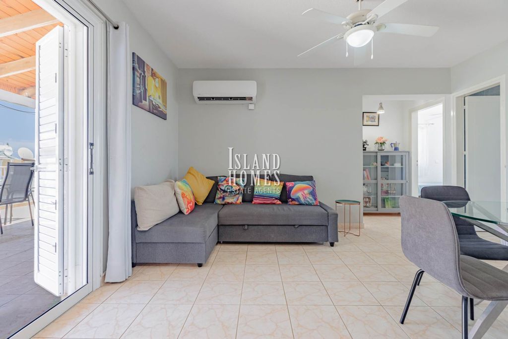 Property photo 1 of 25