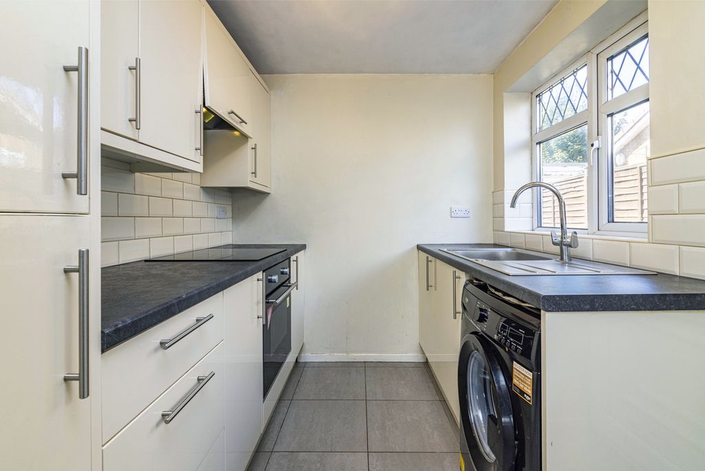 Property photo 3 of 13