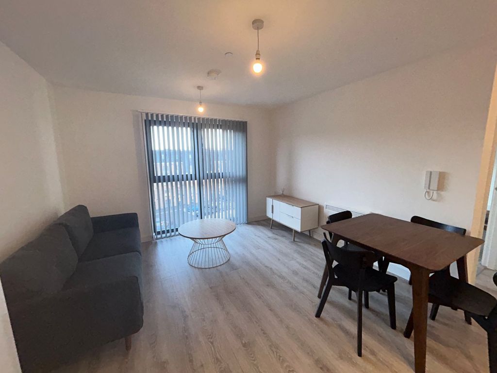 Property photo 2 of 8 Picture No. 07