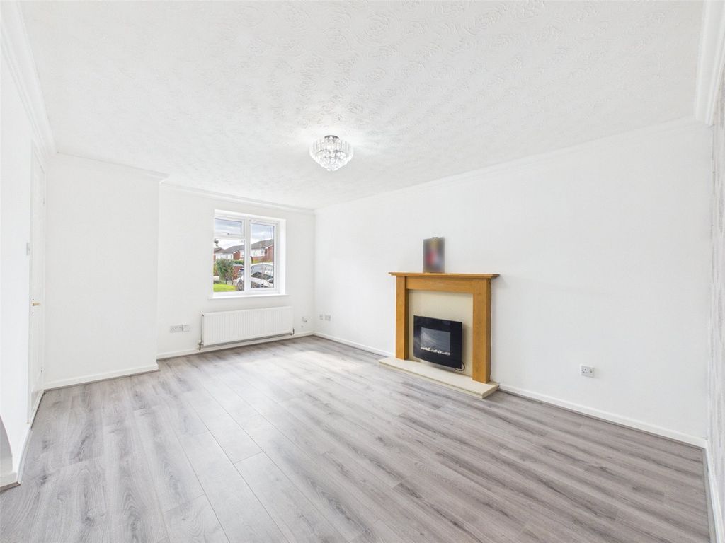 Property photo 2 of 18 Picture No. 02
