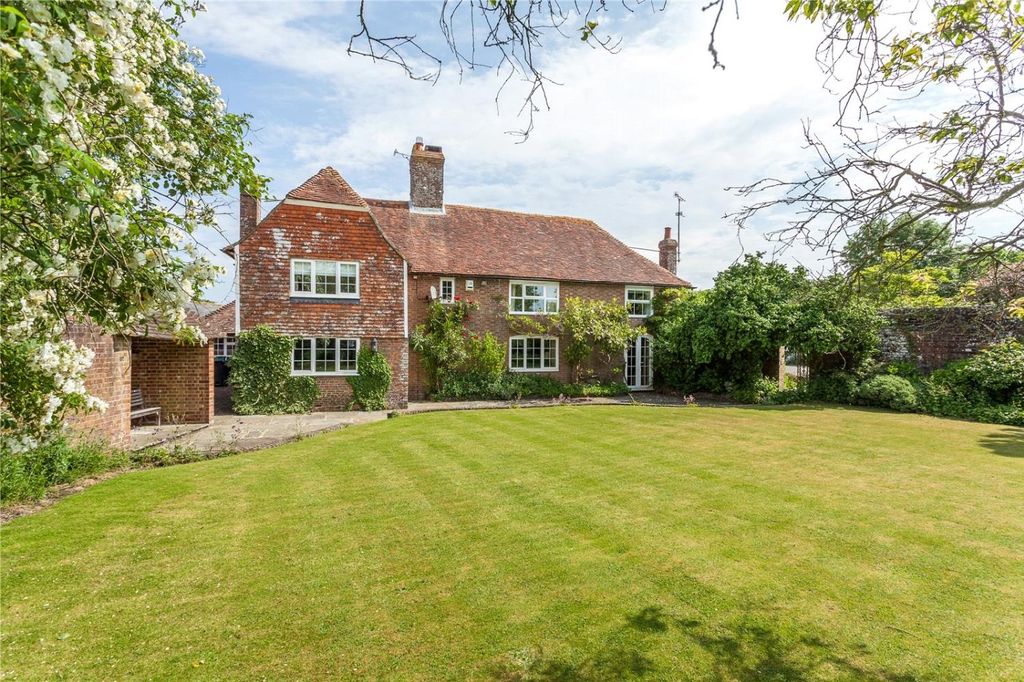 Property photo 1 of 19 Gate House Farm